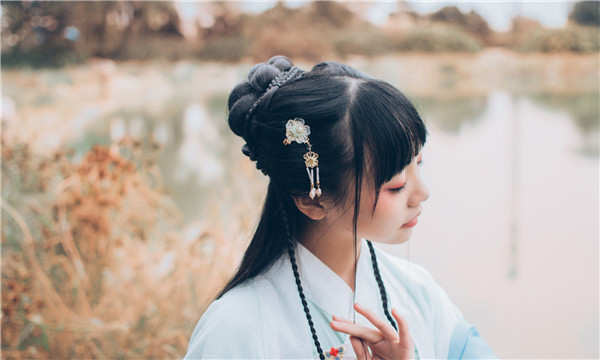 贞丰在寻找合适的三代试管助孕医院时,你可能会有很多疑问,尤其是作为不孕不育患者的家庭,如何能顺利代怀生子成了重中之重的问题。根据《2025年中国不孕不育调查报告》,中国的育龄夫妇不孕不育率已上升至12.5%-18.2%,患者人数约为5000万至6060万,说明这个问题愈发严重。 贞丰在寻找合适的三代试管助孕医院时,你可能会有很多疑问,尤其是作为不孕不育患者的家庭,如何能顺利代怀生子成了重中之重的问题。根据《2025年中国不孕不育调查报告》,中国的育龄夫妇不孕不育率已上升至12.5%-18.2%,患者人数约为5000万至6060万,说明这个问题愈发严重。