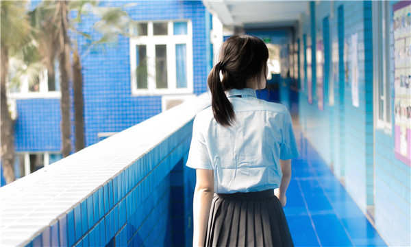 贞丰如何找到一个可以帮助我生孩子的女人？